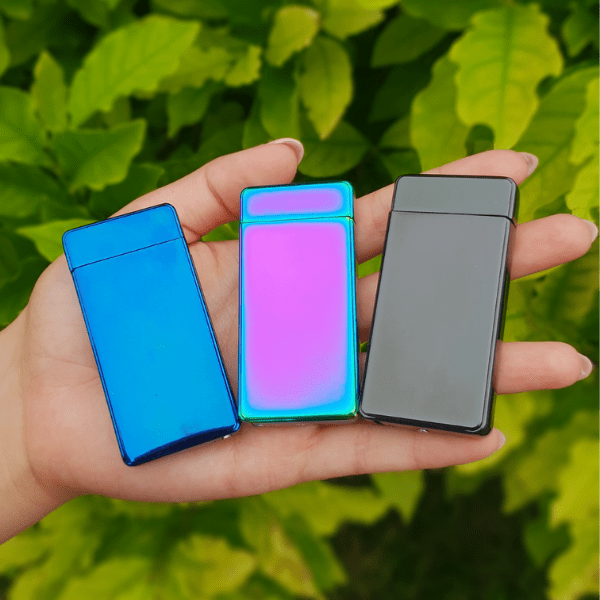 plazma öngyújtó kézben